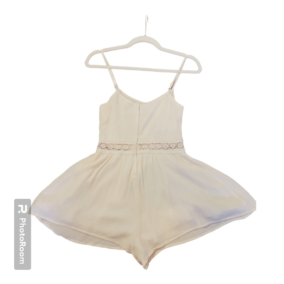 H&M Divided White Romper - Picture 2 of 9